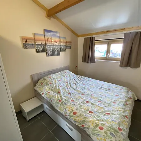 펜션 Westhinder Ii H8 *